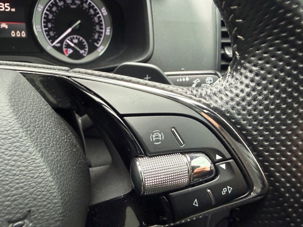 Used Skoda Karoq 2021 for sale - 78134040: Photo 27