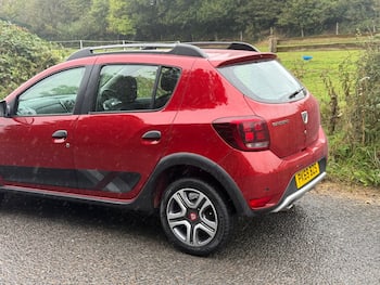 Used Dacia Sandero Stepway 2019 for sale - 79661504: Photo