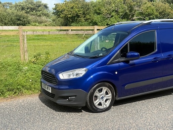 Used Ford Transit Courier 2016 for sale - 75555931: Photo