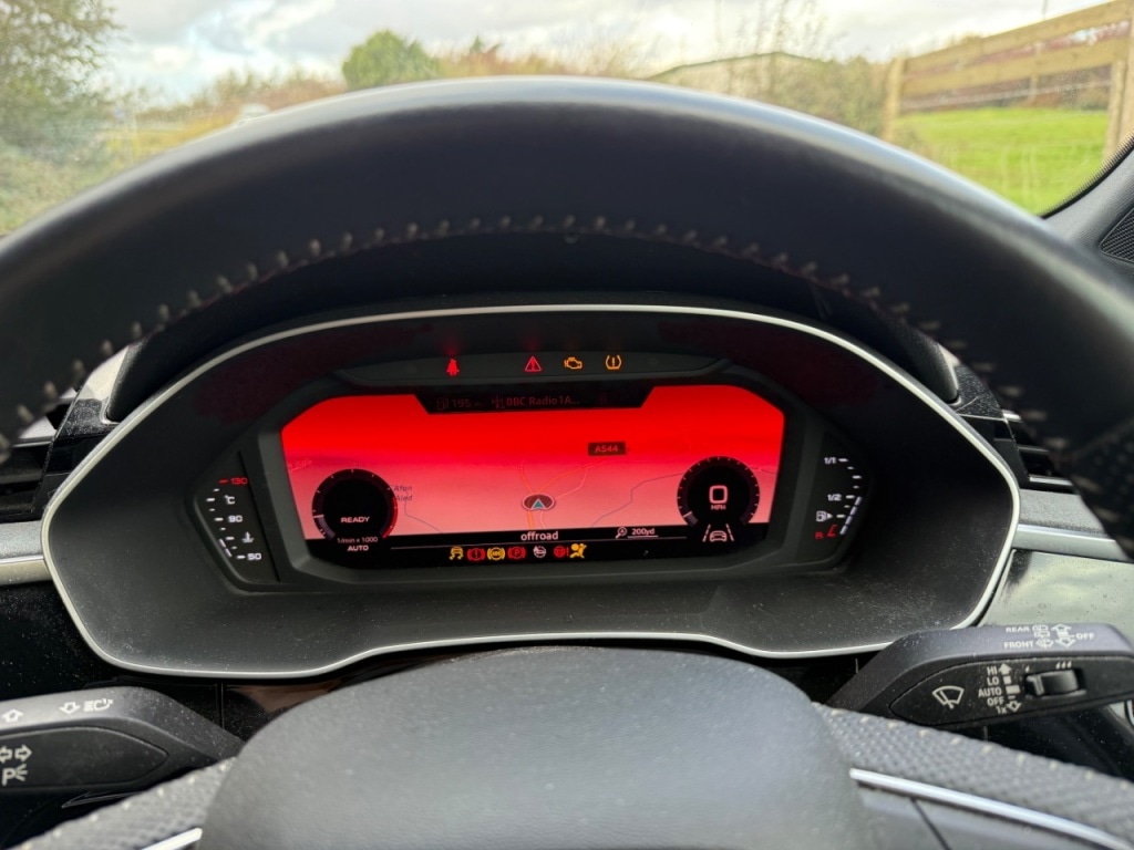 Used Audi Q3 2020 for sale - 76363169: Photo 15