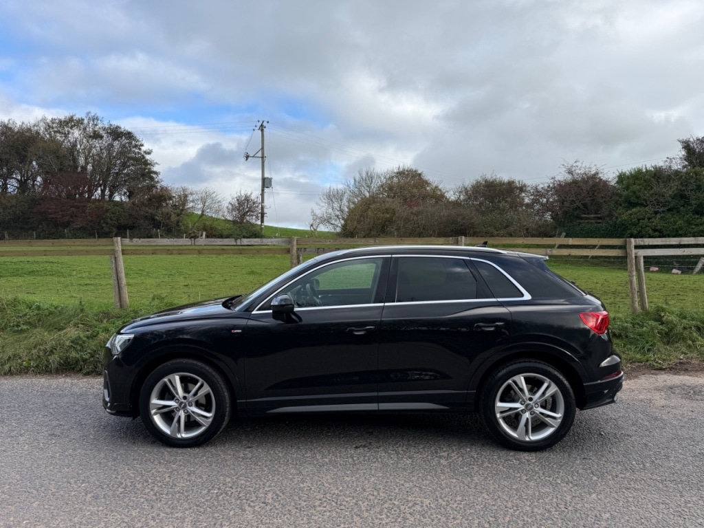 Used Audi Q3 2020 for sale - 76363169: Photo 3