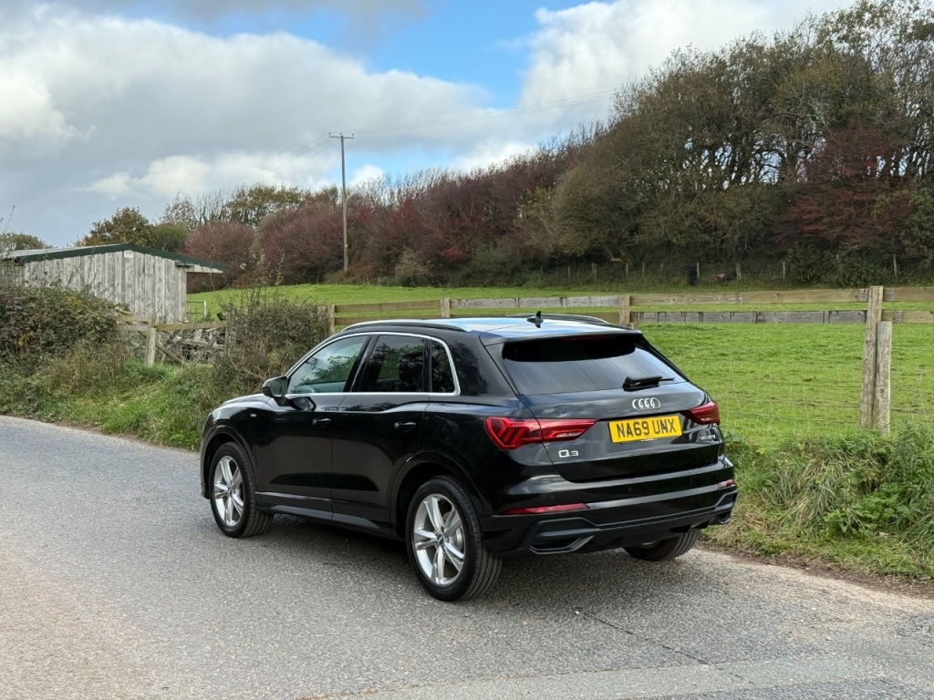 Used Audi Q3 2020 for sale - 76363169: Photo 5