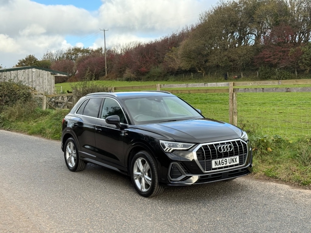 Used Audi Q3 2020 for sale - 76363169: Photo 6