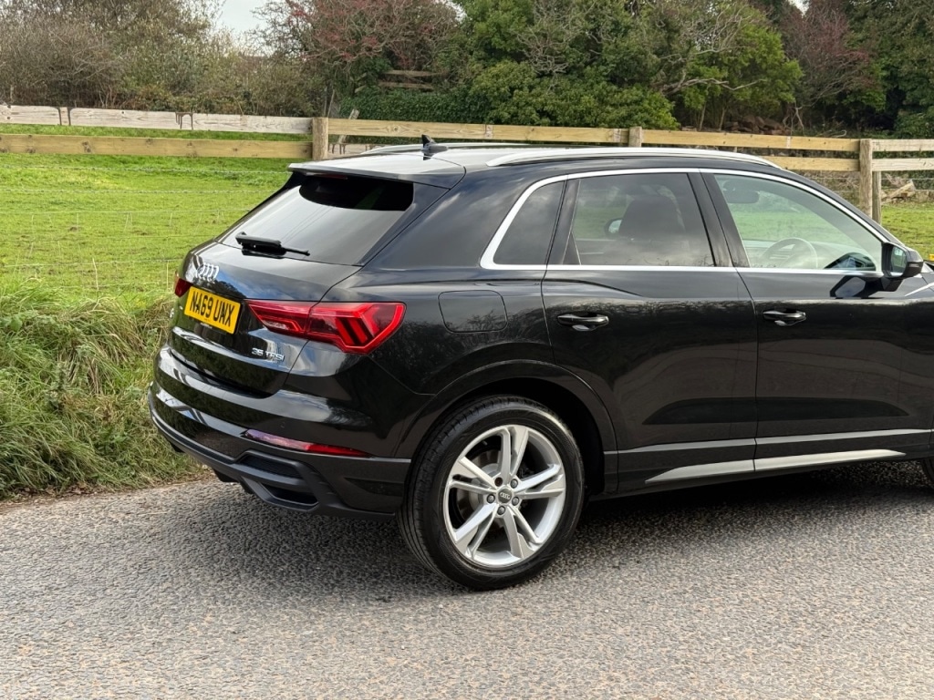 Used Audi Q3 2020 for sale - 76363169: Photo 9