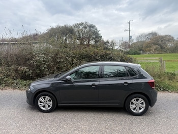 Used Volkswagen Polo 2019 for sale - 76312823: Photo