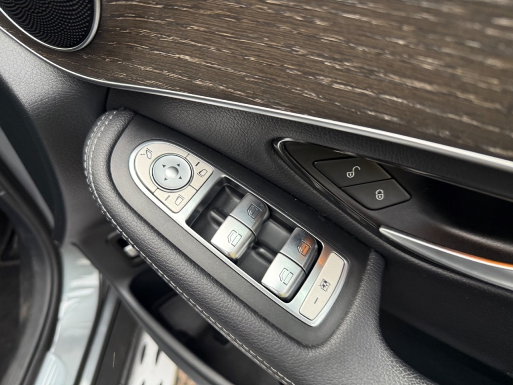 Used Mercedes-Benz GLC 2019 for sale - 76751005: Photo 19