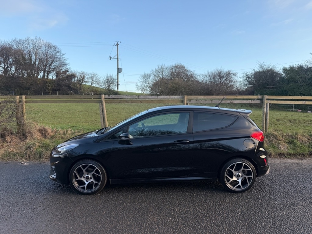 Used Ford Fiesta 2018 for sale - 77159352: Photo 3