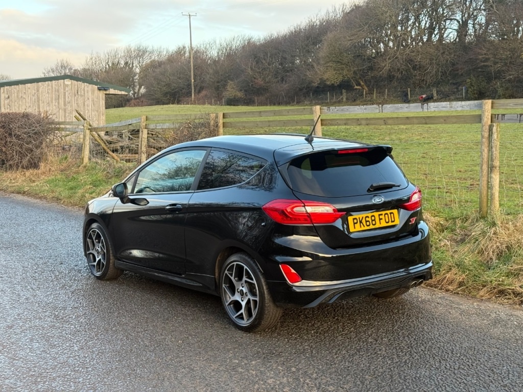Used Ford Fiesta 2018 for sale - 77159352: Photo 5