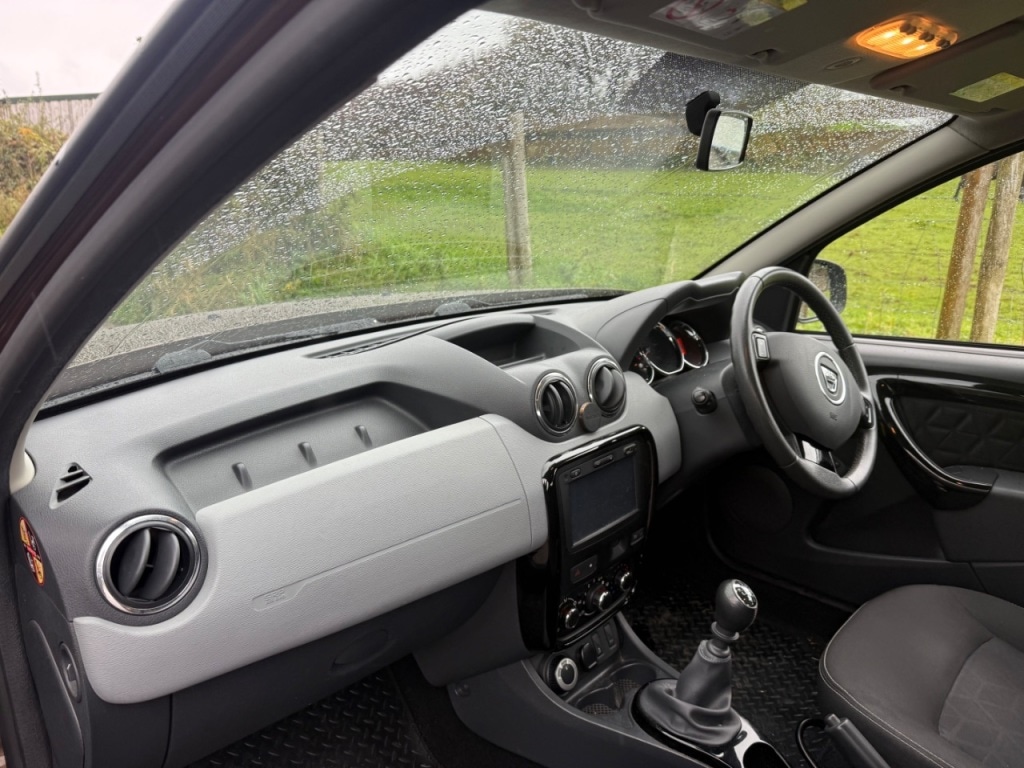 Used Dacia Duster 2015 for sale - 76345063: Photo 17