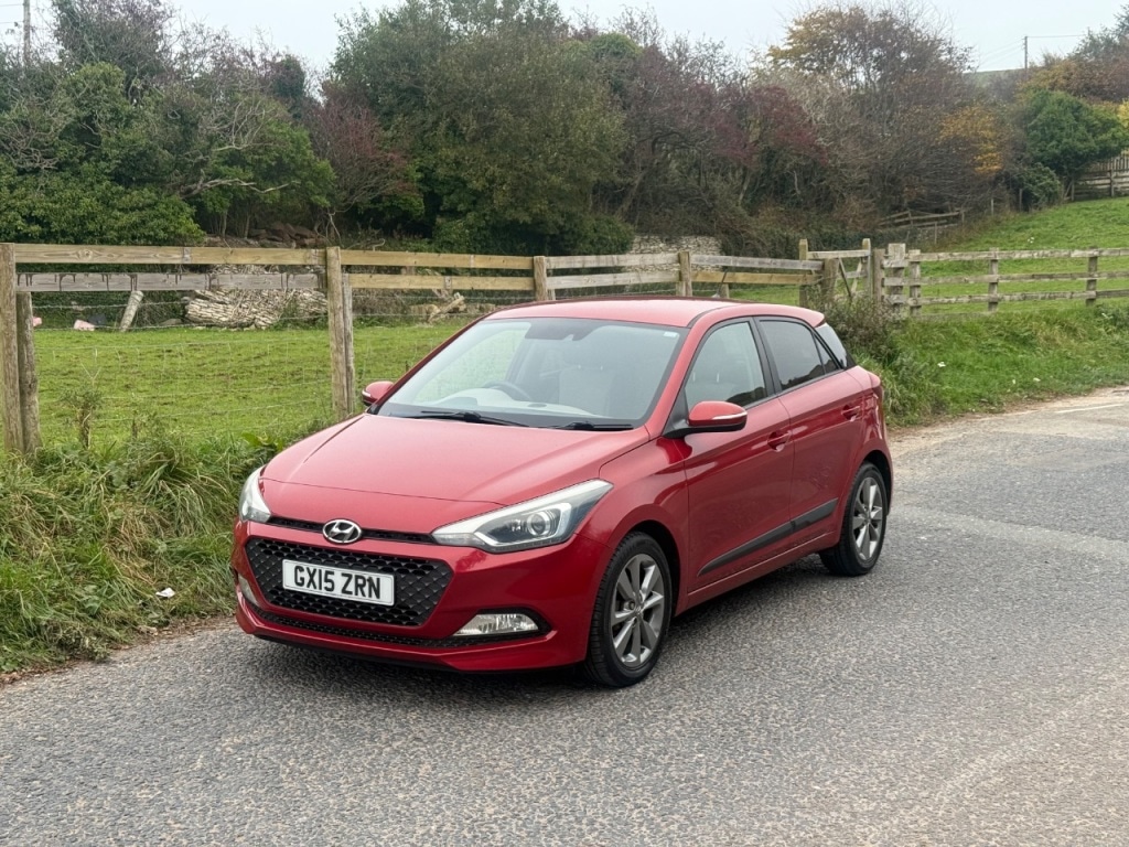 Used Hyundai i20 2015 for sale - 76287078: Photo 1