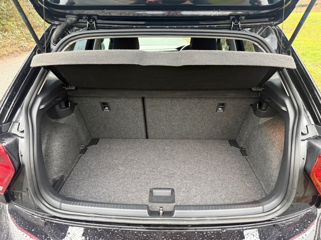 Used Volkswagen Polo 2018 for sale - 77079733: Photo 13