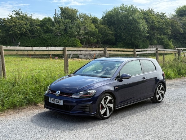 Used Volkswagen Golf 2018 for sale - 75009203: Photo 1