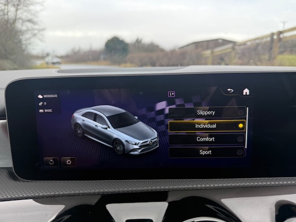 Used Mercedes-Benz A-Class 2019 for sale - 73802646: Photo 32