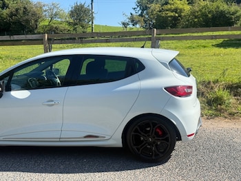 Used Renault Clio 2015 for sale - 75228223: Photo