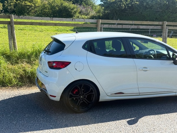 Used Renault Clio 2015 for sale - 75228223: Photo 7