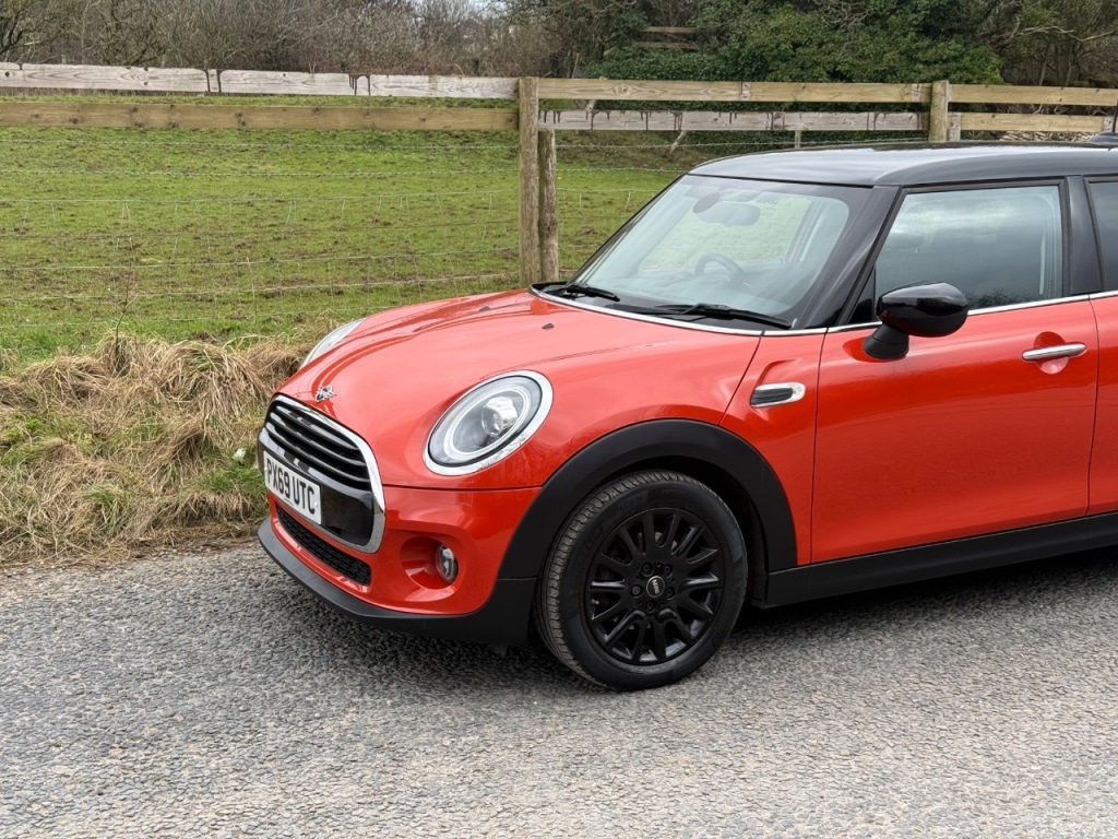 Used MINI Hatch 2019 for sale - 77398436: Photo 2