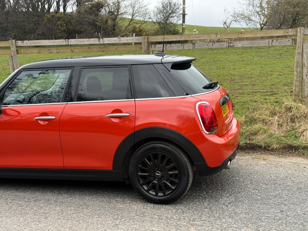 Used MINI Hatch 2019 for sale - 77398436: Photo 4