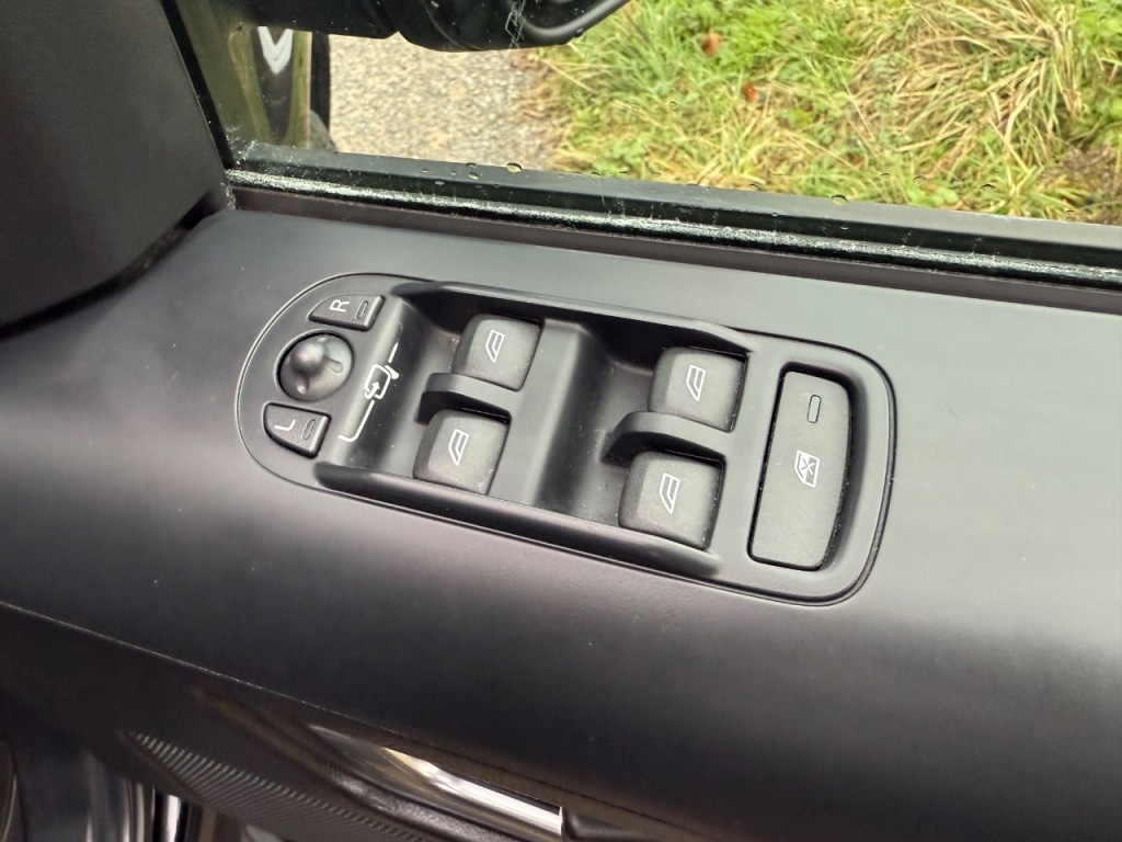 Used Land Rover Freelander 2013 for sale - 76751015: Photo 17