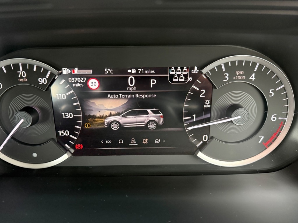 Used Land Rover Discovery Sport 2021 for sale - 77377856: Photo 32