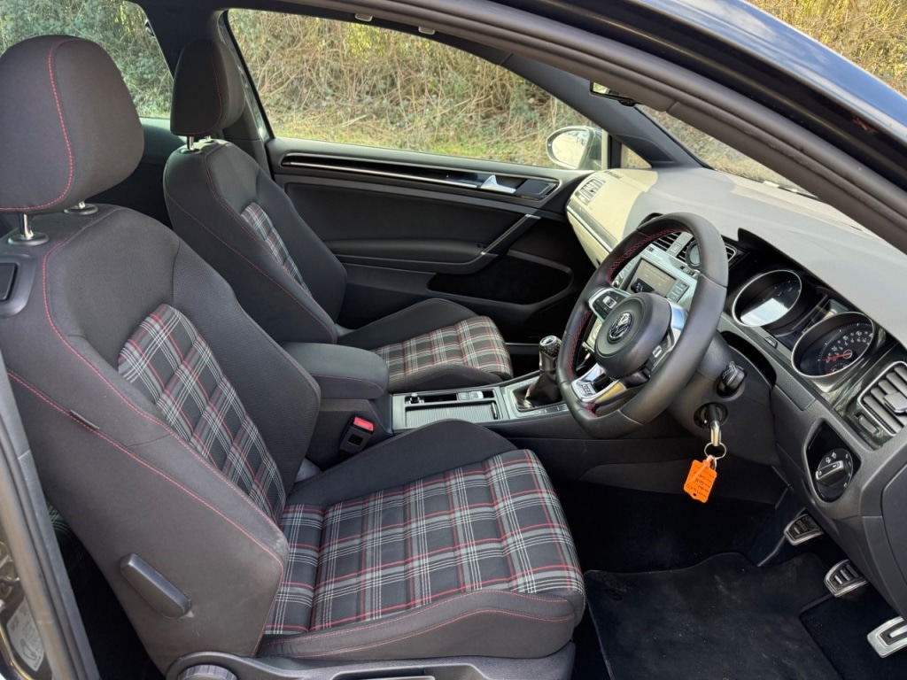 Used Volkswagen Golf 2016 for sale - 77871815: Photo 15