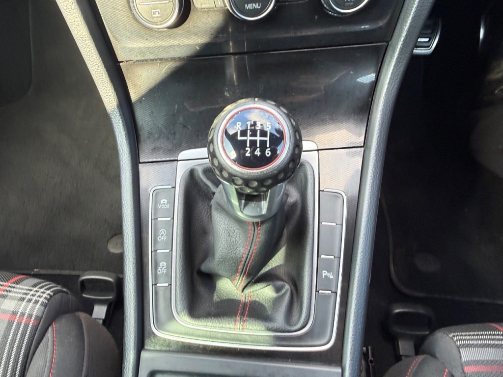 Used Volkswagen Golf 2016 for sale - 77871815: Photo 17