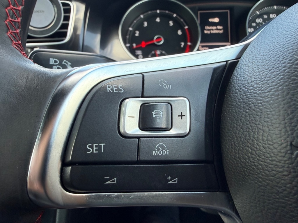 Used Volkswagen Golf 2016 for sale - 77871815: Photo 18