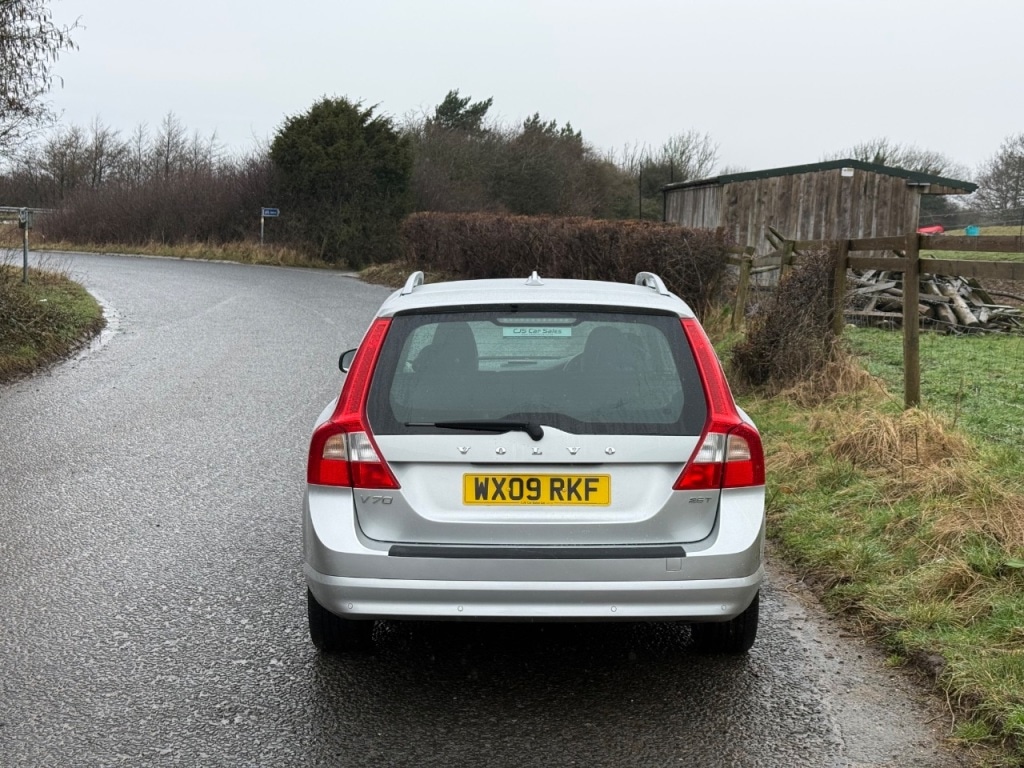 Used Volvo V70 2009 for sale - 77662333: Photo 12