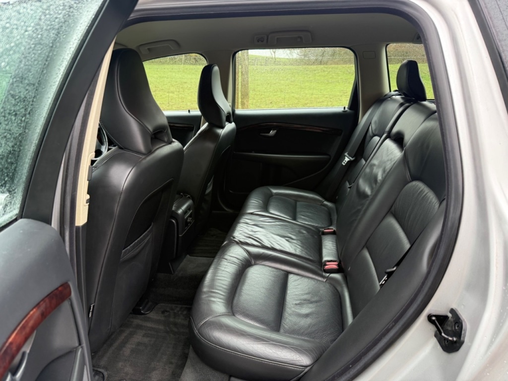 Used Volvo V70 2009 for sale - 77662333: Photo 15