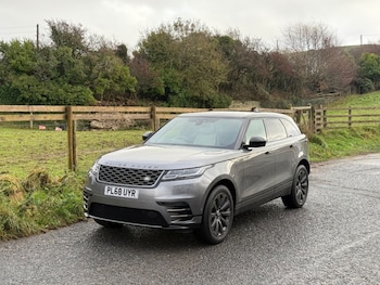 2018 - 2.0 D240 R-Dynamic SE 5dr Auto