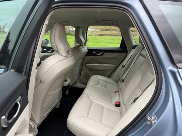Used Volvo XC60 2018 for sale - 76101297: Photo 22