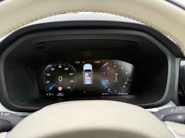 Used Volvo XC60 2018 for sale - 76101297: Photo 31