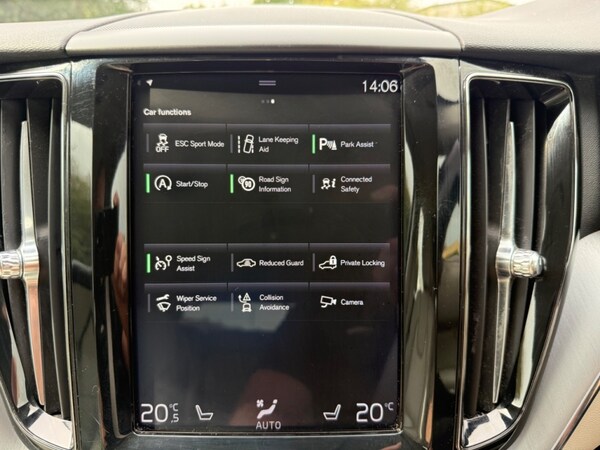 Used Volvo XC60 2018 for sale - 76101297: Photo 38