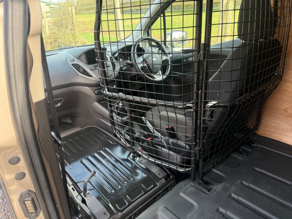 Used Ford Transit Courier 2022 for sale - 78025990: Photo 17