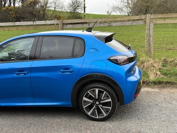 Used Peugeot 208 2022 for sale - 77666078: Photo