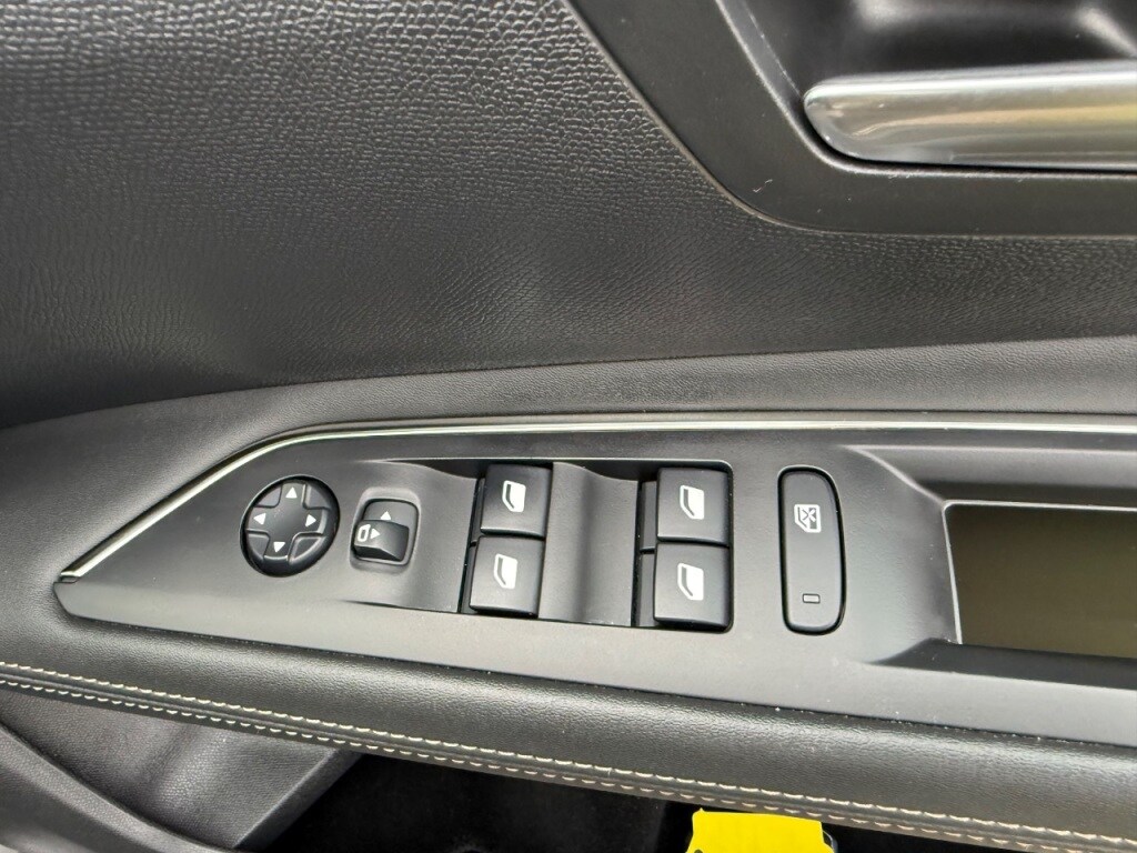 Used Peugeot 3008 2020 for sale - 77901387: Photo 22