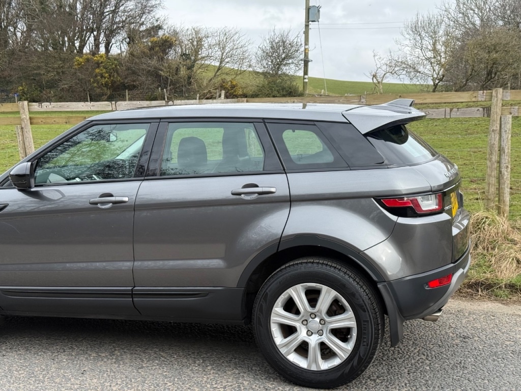 Used Land Rover Range Rover Evoque 2018 for sale - 77593330: Photo 4