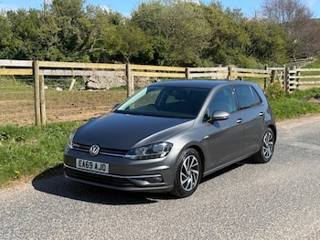 Used Volkswagen Golf 2019 for sale - 78267075: Photo
