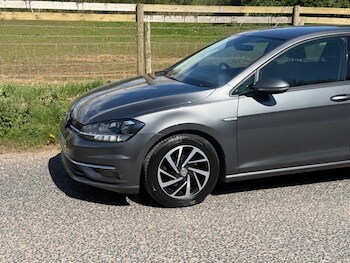 Used Volkswagen Golf 2019 for sale - 78267075: Photo