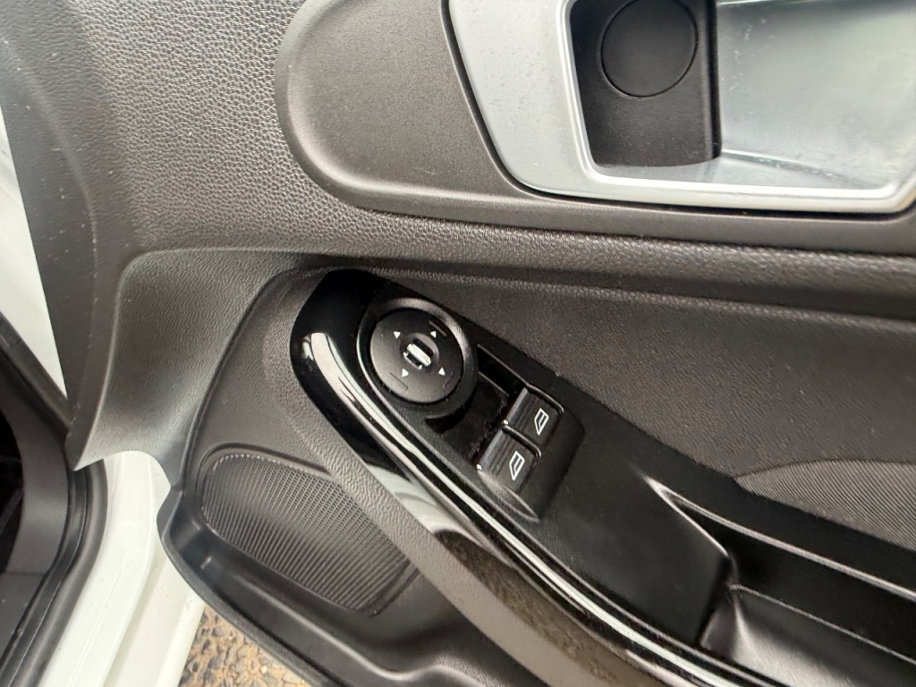 Used Ford Fiesta 2014 for sale - 77590203: Photo 17