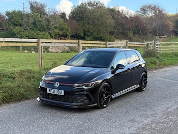 Volkswagen - Golf