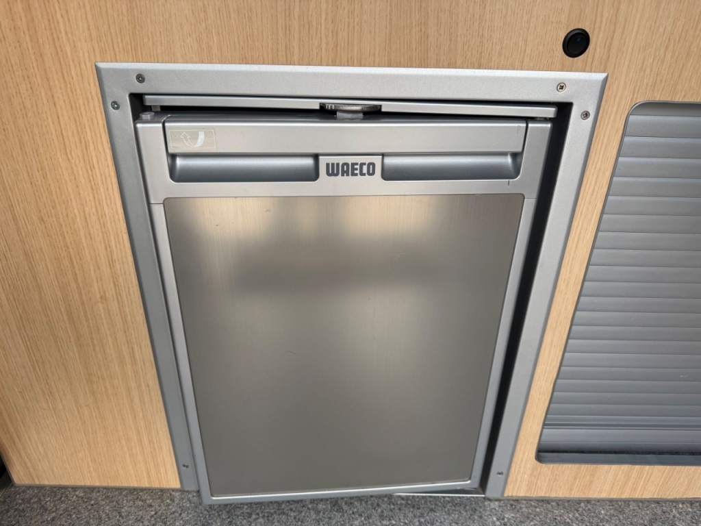 Used Volkswagen Transporter 2015 for sale - 77048553: Photo 25