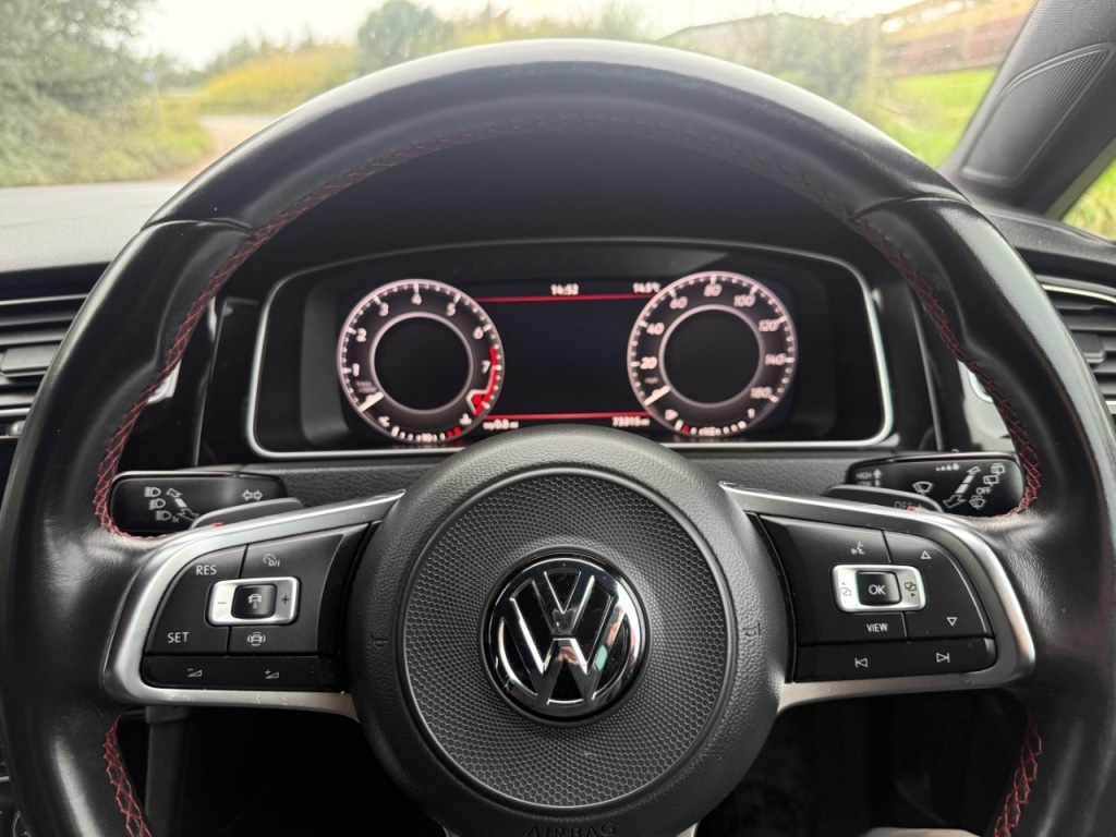 Used Volkswagen Golf 2019 for sale - 76222958: Photo 21