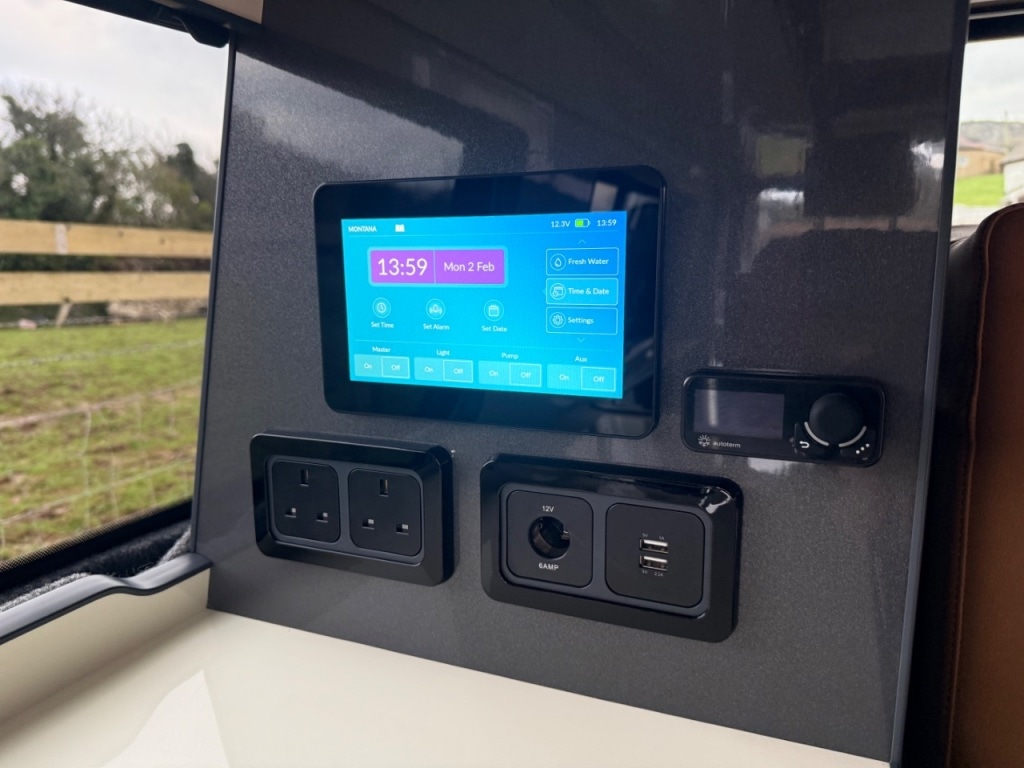 Used Volkswagen Transporter 2023 for sale - 77398437: Photo 24