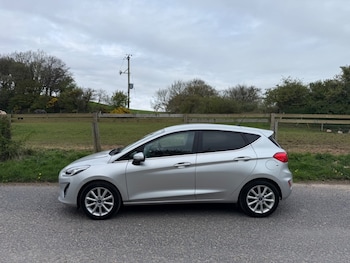Used Ford Fiesta 2018 for sale - 78267050: Photo