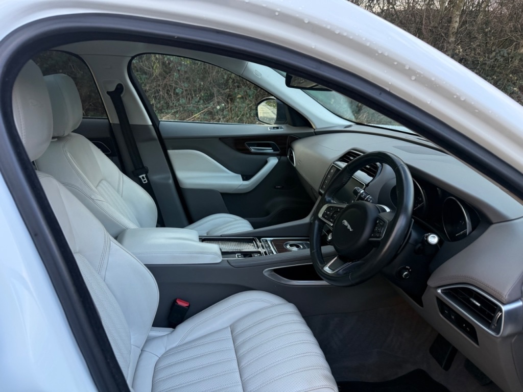 Used Jaguar F-Pace 2017 for sale - 77100780: Photo 19