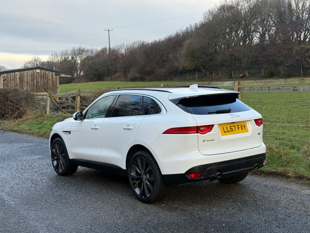 Used Jaguar F-Pace 2017 for sale - 77100780: Photo 5