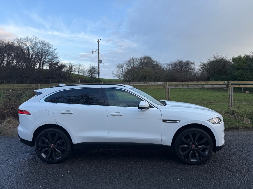 Used Jaguar F-Pace 2017 for sale - 77100780: Photo 8
