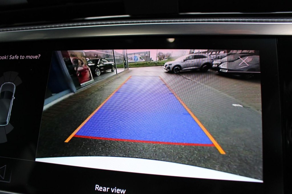 Used Audi Q3 2022 for sale - 77384240: Photo 19