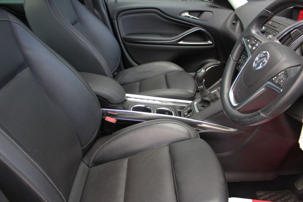 Used Vauxhall Zafira 2015 for sale - 76163102: Photo 11