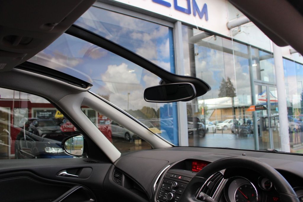 Used Vauxhall Zafira 2015 for sale - 76163102: Photo 17